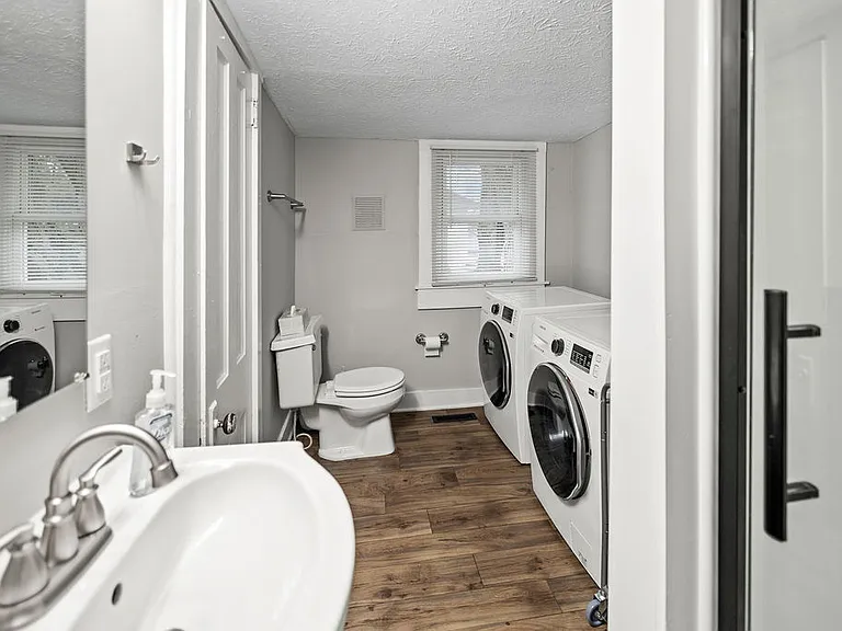 45 E Coshocton St #1 — Photo 3