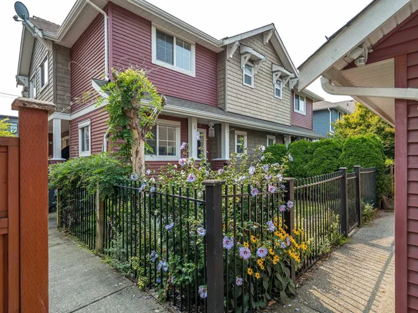 19319 72nd Ave #D2, Surrey, BC V4N 5X9