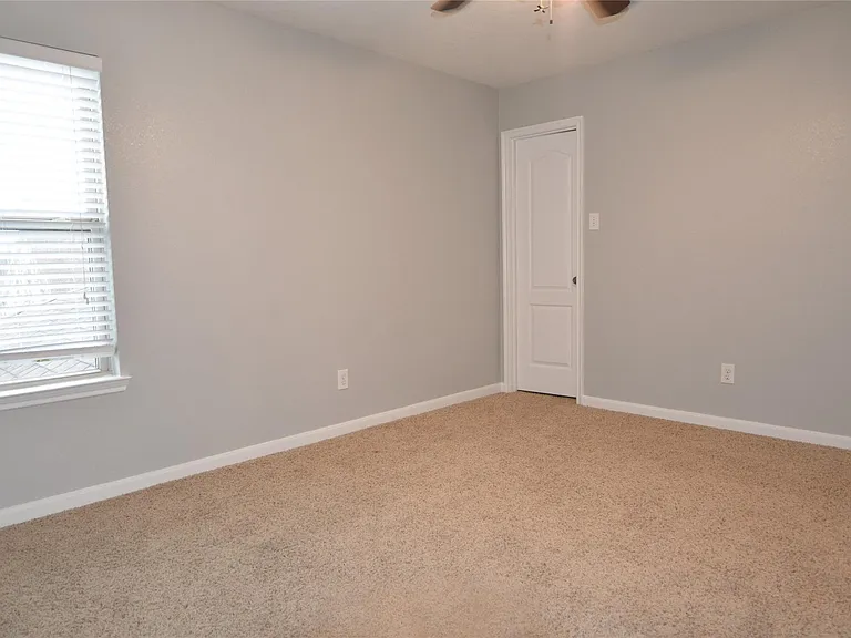 1996 Leisure Ln — Photo 23