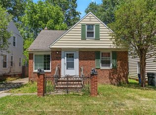 3809 Bainbridge Rd, Cleveland Heights, OH 44118