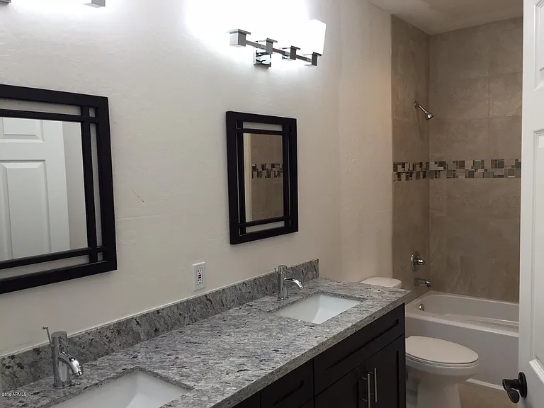 1502 E Dunlap Ave #4 — Photo 21