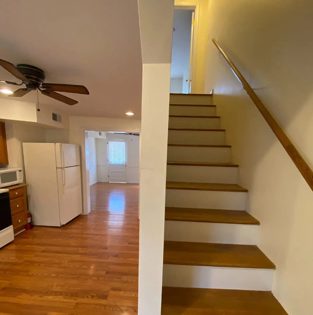 2 bed, 1300 sqft, $1,200 — Photo 4