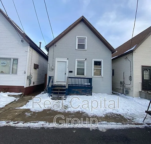 156 James St — Photo 1