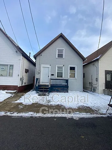 156 James St Photo 1