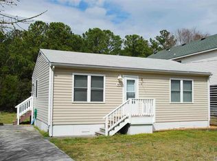 904 W Sportsman Dr, Kill Devil Hills, NC 27948
