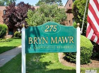 275 Maple Ave APT 3G, Rockville Centre, NY 11570