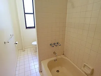 Rented by (LEGACY NOT ACTIVE) DiGiulio Group Real Estate, LLC