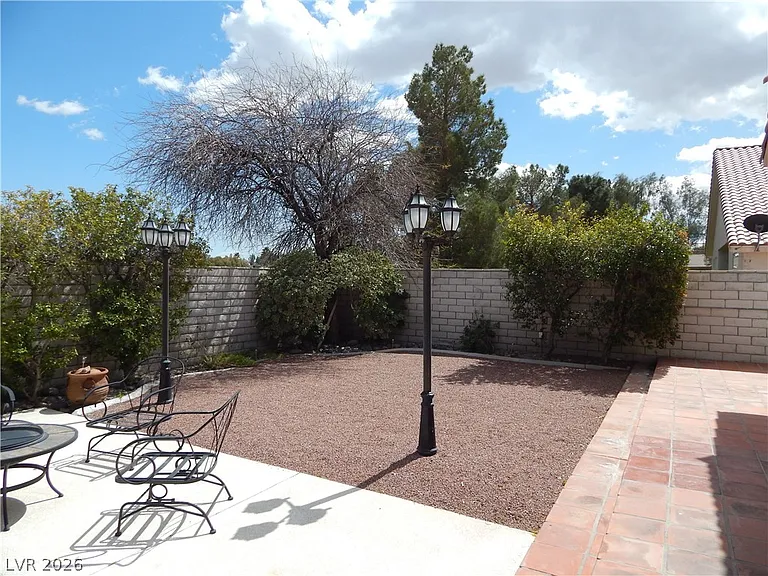 1320 Crystal Valley Dr — Photo 25