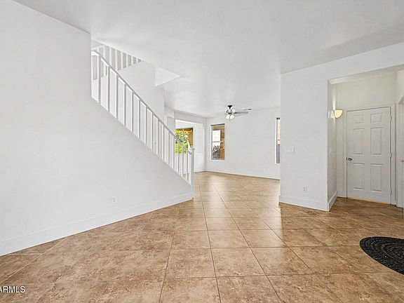 5th image of 3859 E FAIRVIEW Street