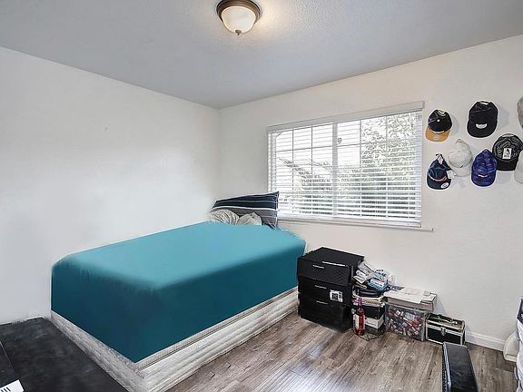 4th image of 6916 Briggs Dr