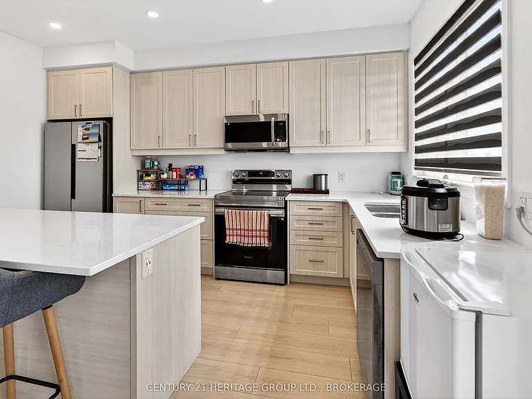 189 Superior Dr — Photo 18