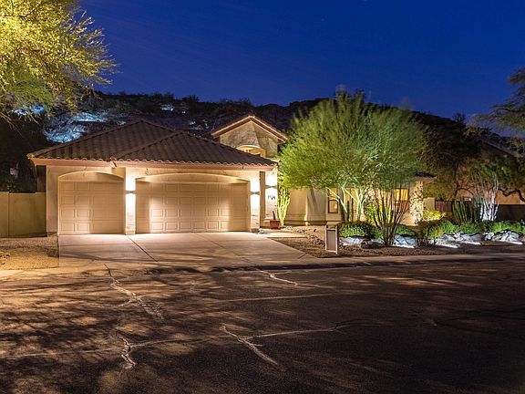 4th image of 1724 E Cathedral Rock Dr