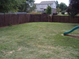 845 Skyway Dr NW, Corydon, IN 47112