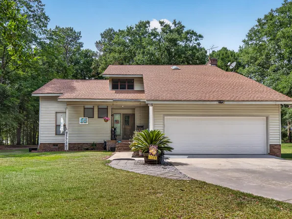 700 Highland Cir, Bamberg, SC 29003