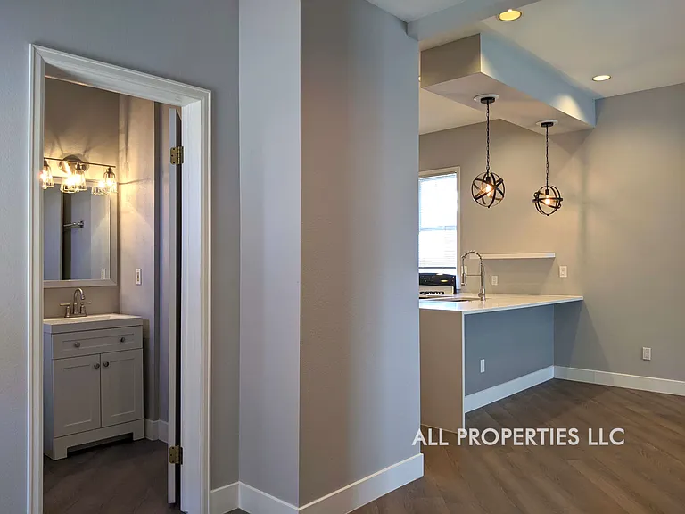 123 E Bayaud Ave — Photo 18