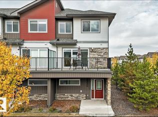 3330 15a Ave NW, Edmonton, AB T6T0Y1
