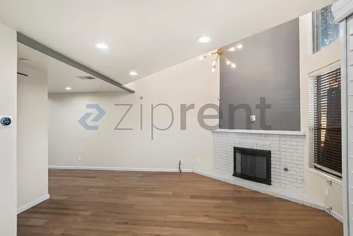 5307 Port Sailwood Dr #11 Photo 1