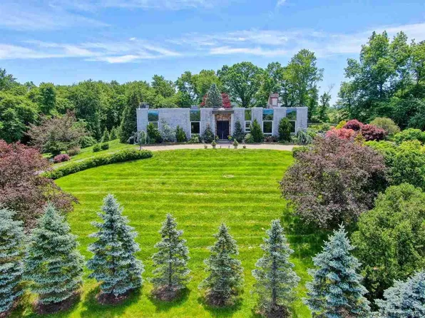 27 Westview Drive Drive, Wallkill, NY 12589