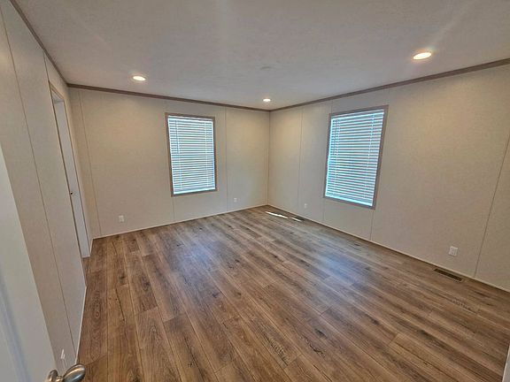 5th image of 781 W Walcott Rd #157