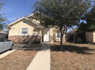 13129 Kickapoo Dr, Laredo, TX 78045