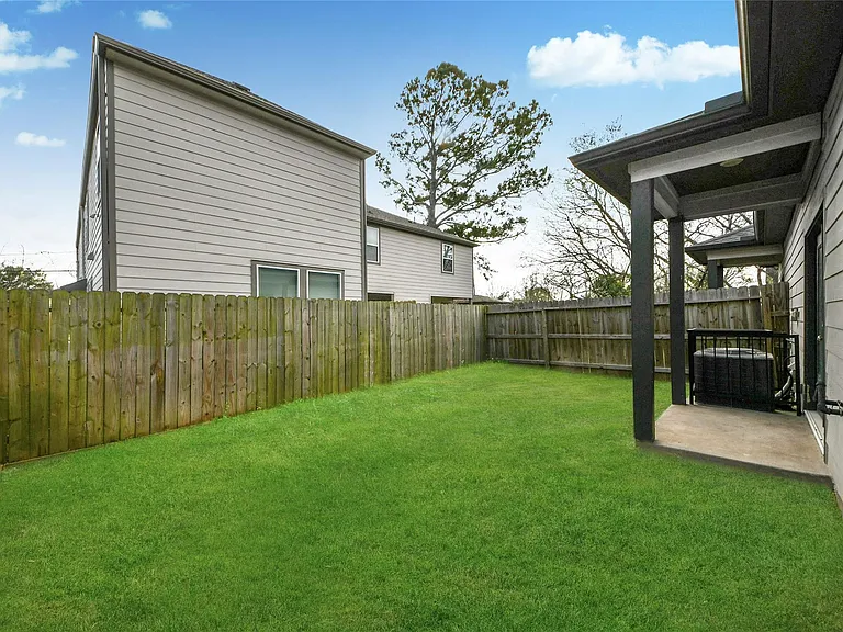 7980 Ethel St #B — Photo 24