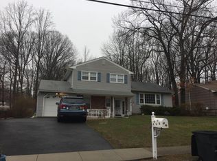 4 Reservoir Pl, Rockaway, NJ 07866