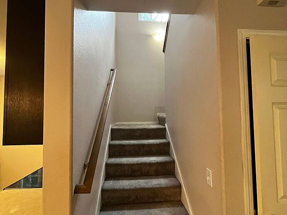 5th image of 984 E Whidbey Ave APT A2