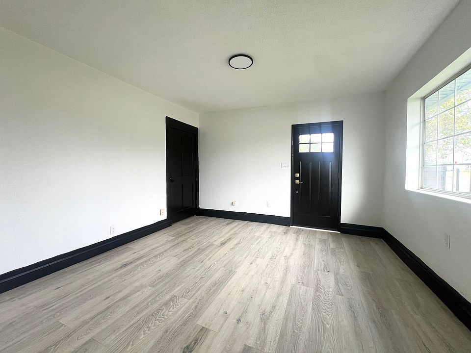 202 May st Living area