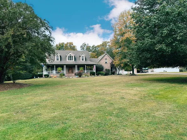 1161 Deerwood Dr, New Johnsonville, TN 37134