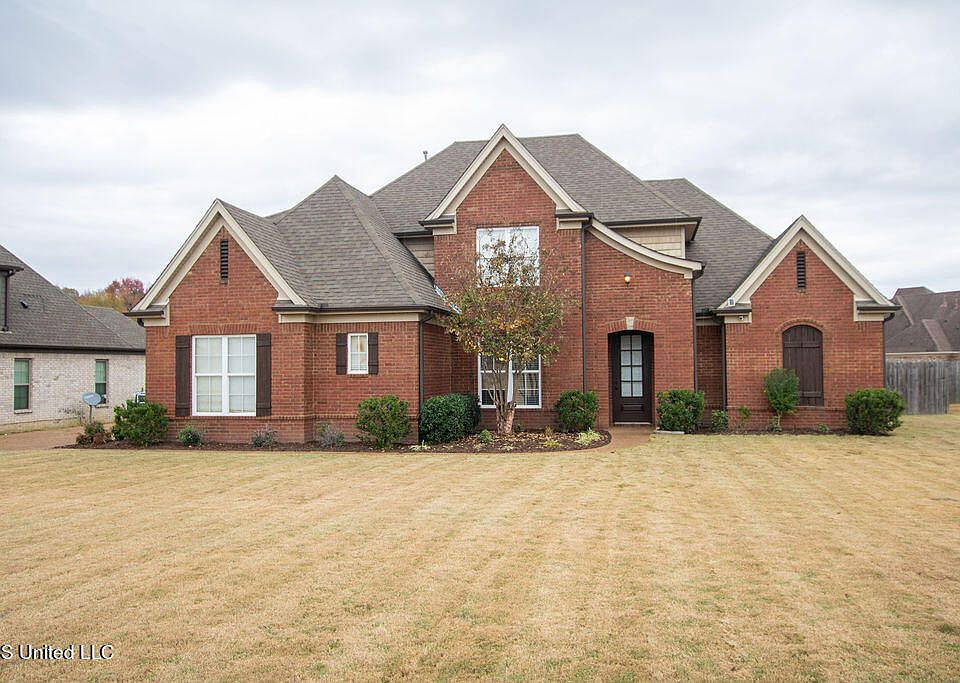 1st image of 5056 Maiden Lane Cv