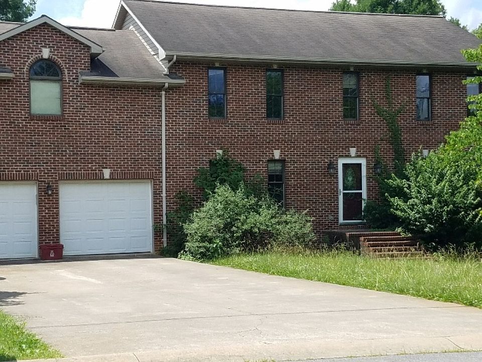 1st image of 1016 Estate Dr