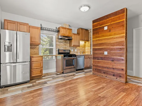 740 Alcatraz Ave #5, Oakland, CA 94609