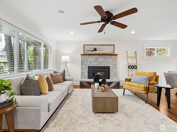 2nd image of 12751 SE 164th Street