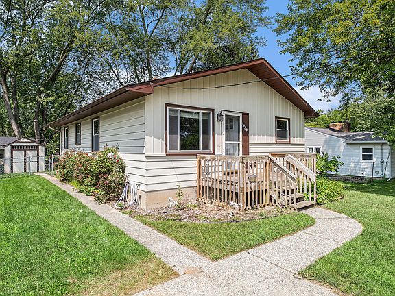 5th image of 1239 Fay Ave NW