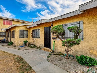 13426 S San Pedro St, Los Angeles, CA, 90061