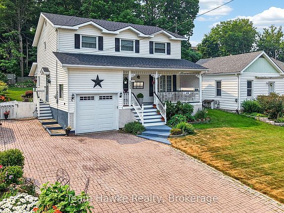 3rd image of 255 Hanly St
