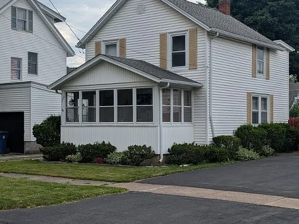 204 Irving St, Lockport, NY 14094