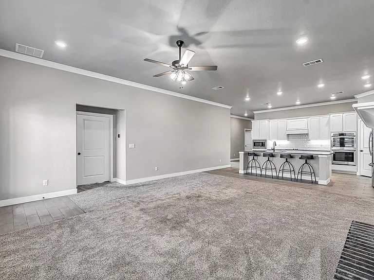 2405 Bastrop Ave — Photo 14