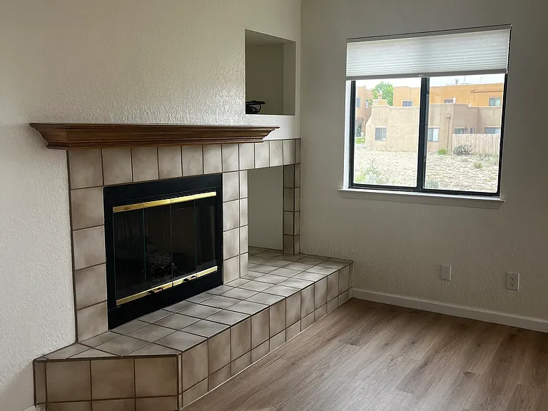 2900 Vista Del Rey NE #20A — Photo 2