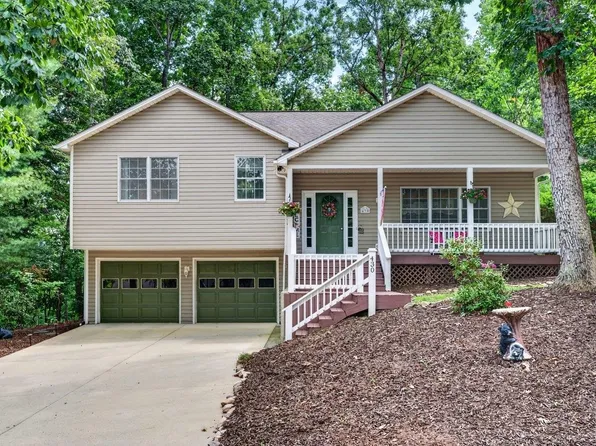 430 Passage Ln, McGaheysville, VA 22840