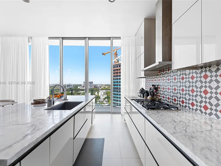2669 S Bayshore Dr #1503-N — Photo 16