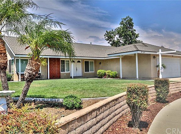 2nd image of 6694 Truman Ct