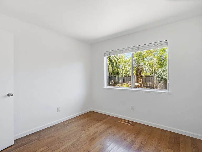 1775 Northstar Dr — Photo 12