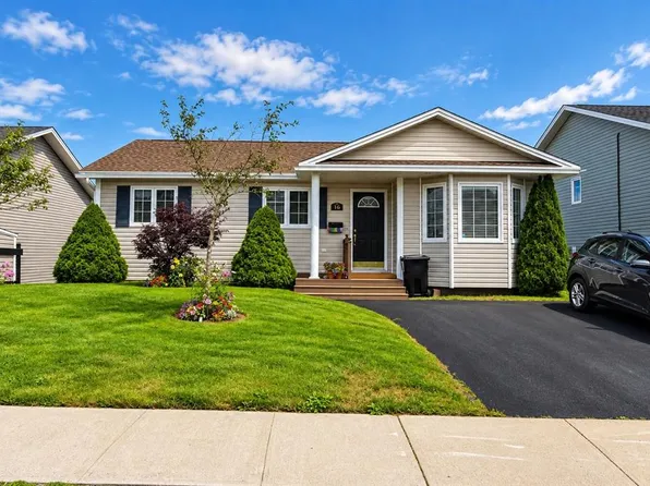 16 Newhook Place, St. John's, NL A1A6B2
