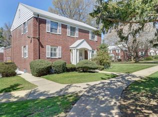 128 Manor Dr, Red Bank, NJ 07701