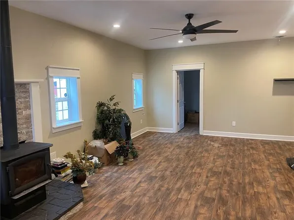 8610-1270 Pvt Rd, Deepwater, MO 64740