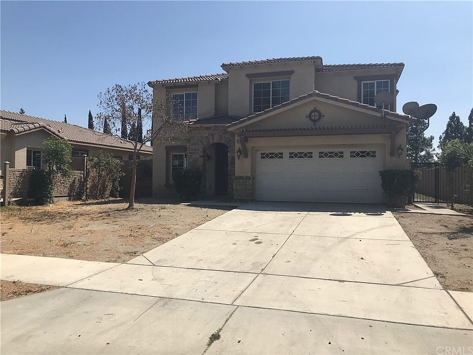 1st image of 16529 Montgomery Ct