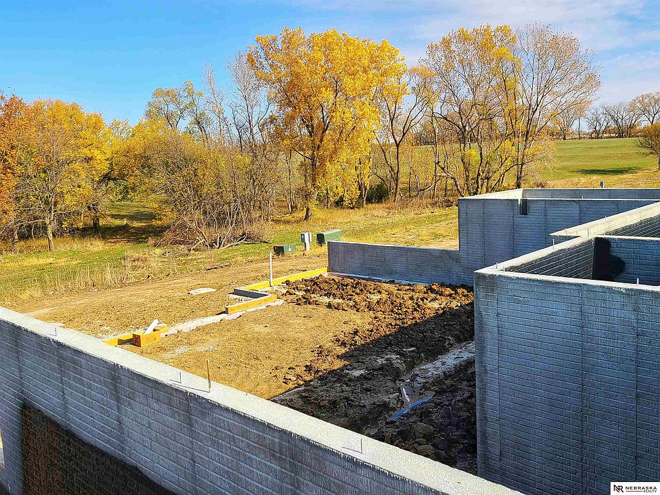 1532 E 12th St, Hickman, NE 68372 Zillow