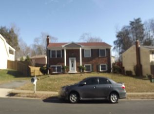 5038 Lynwood Dr, Woodbridge, VA 22193