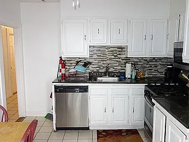66 Russell St #3 — Photo 3